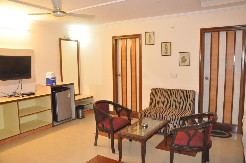 Hotel Muskan Palace Jaipur Room photo